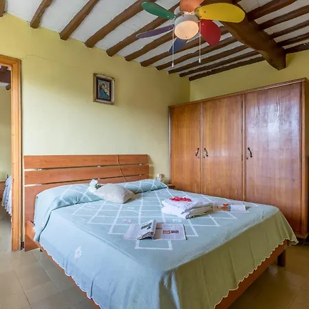 Casale Geniva * Massarosa